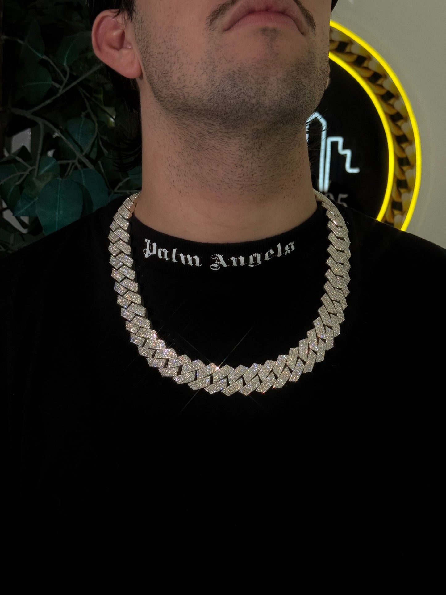 22MM Cuban Link Chain + VVS1 Moissanite Stones -Prong Setting-