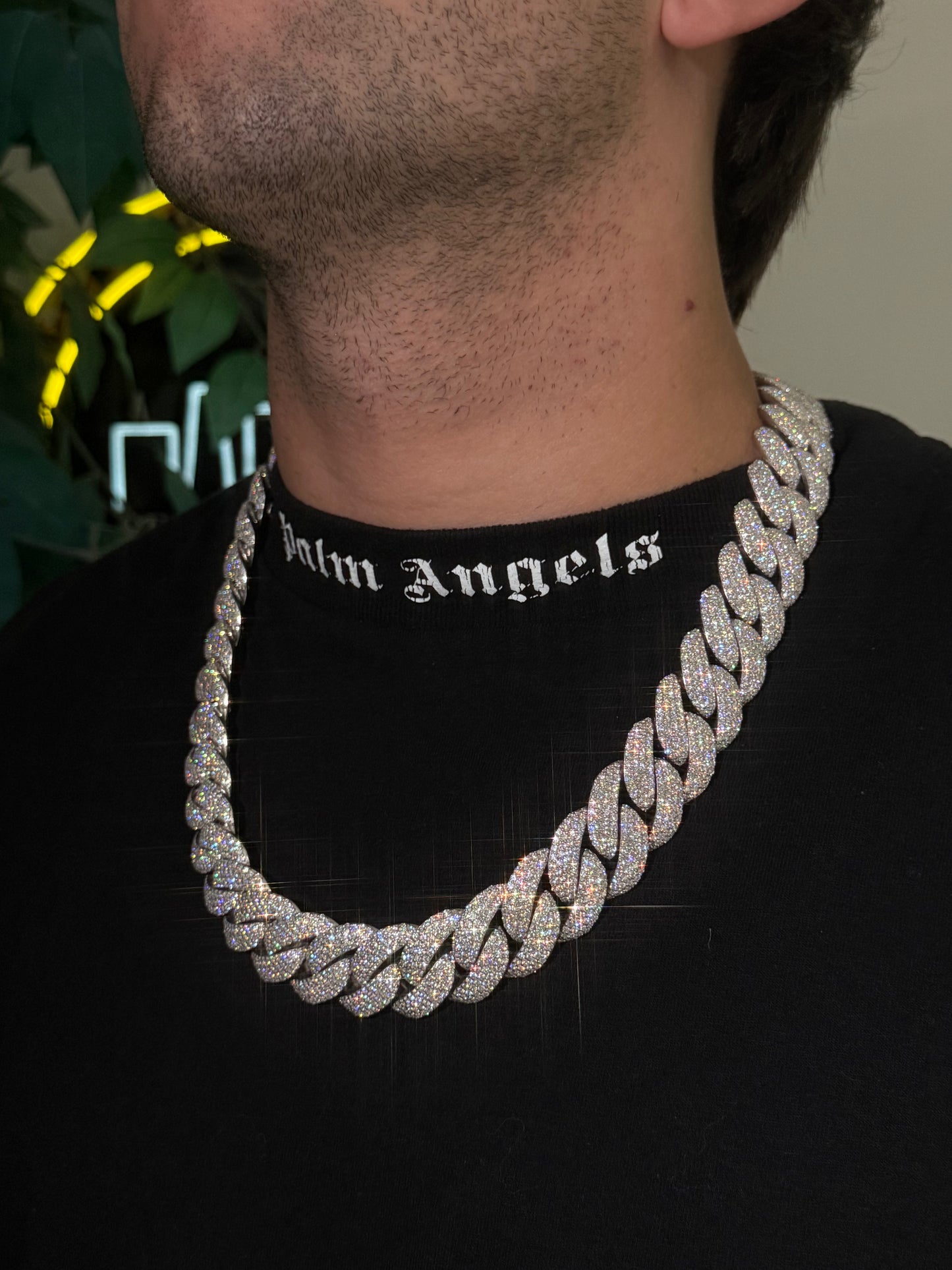 22MM Cuban Link Chain + VVS1 Moissanite Stones -HoneyComb Setting-