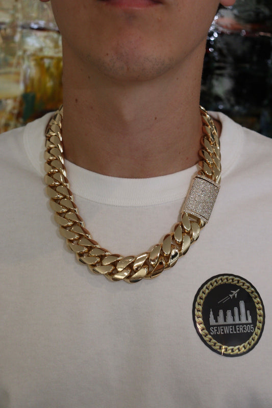 22MM 22” 14K Yellow Gold Over .999 Silver + VVS1 Moissanite Stones Lock - 642 Grams - Inventory