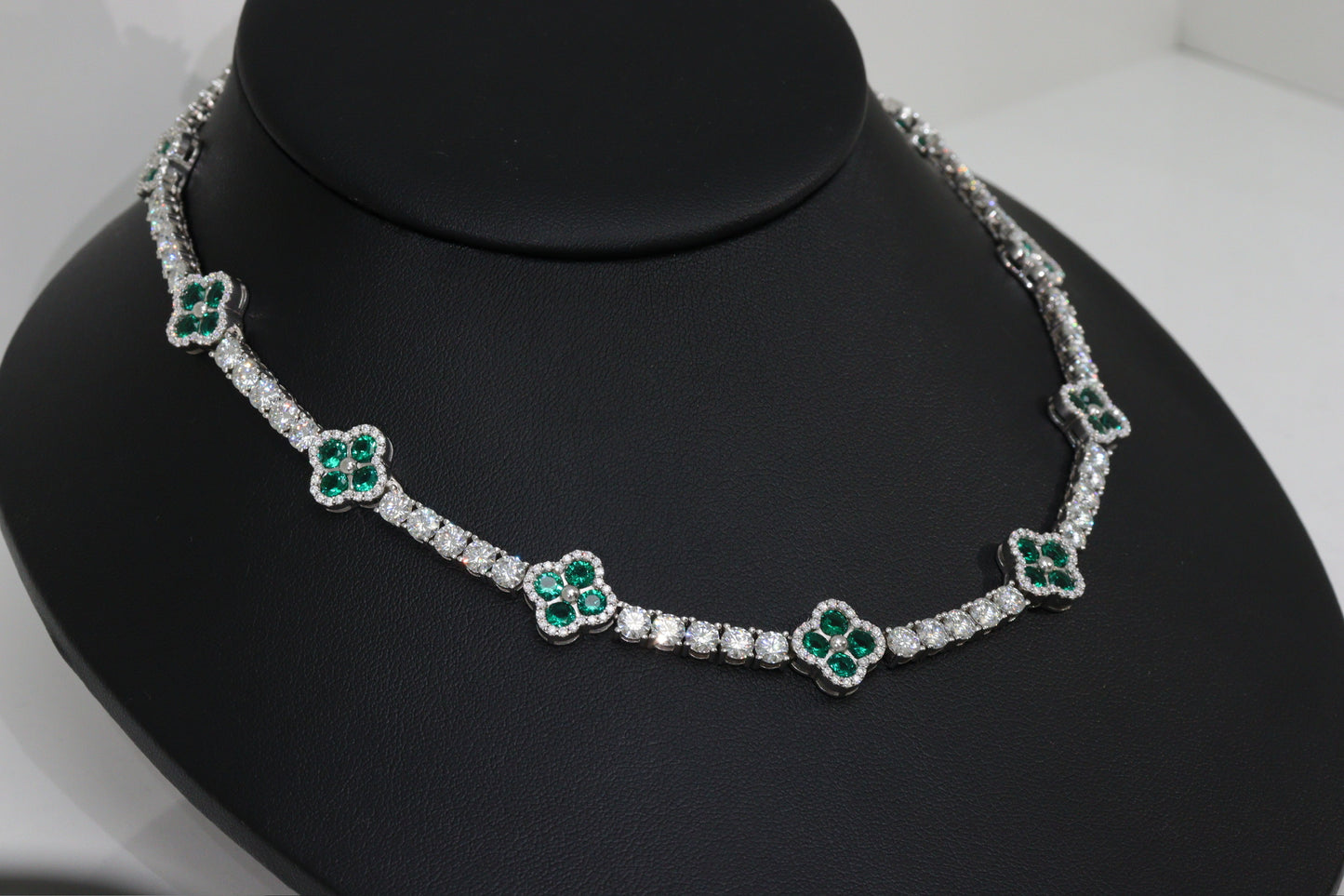4MM Tennis Chain + Clover Gemstone Attachment