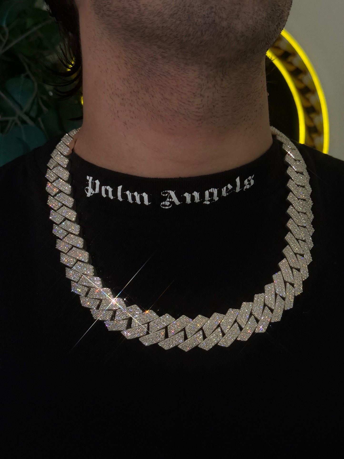 22MM Cuban Link Chain + VVS1 Moissanite Stones -Prong Setting-